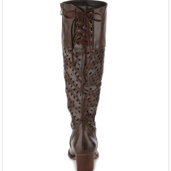 Casual Chic Wanted Boots - Picture 5 of 7